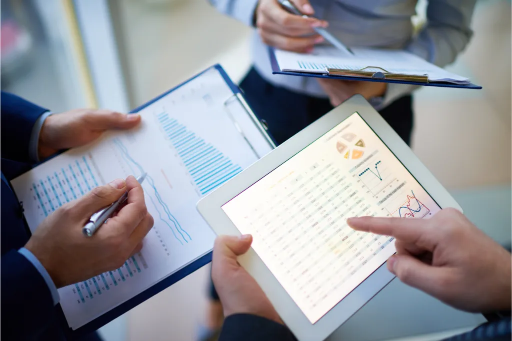 Online data collection offers fast, accurate, and useful information about consumers, markets, and digital behaviors.